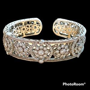 Judith Ripka sterling silver cuff hinged bracelet